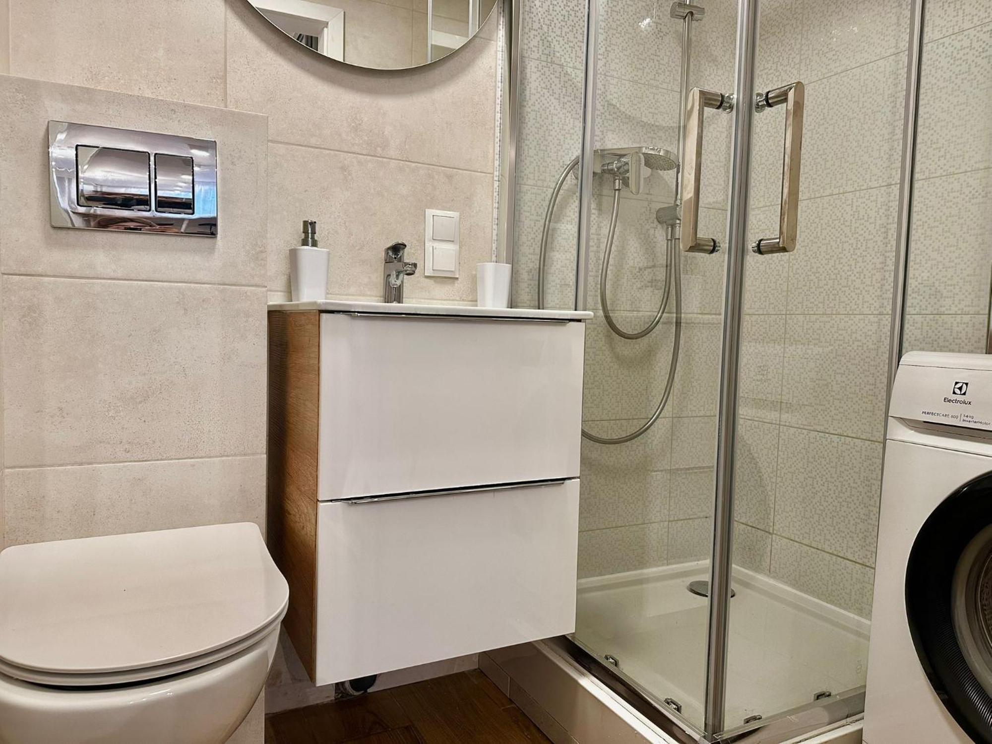 Chmielna 106 - Free Parking - Duzy Balkon Apartment Varşovia Exterior foto